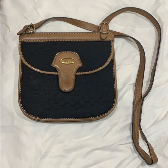 Gucci Handbags - Vintage Gucci crossbody